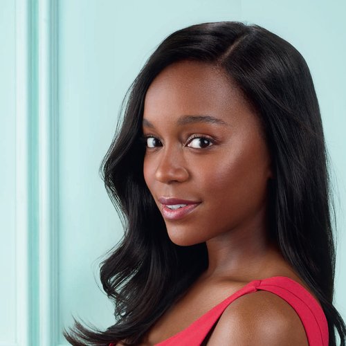 Aja Naomi King  Magic Retouch Precision  Hero